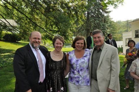 532794_469529779727952_899590086_n